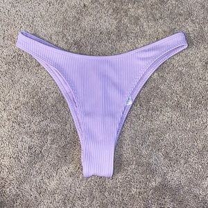 Cheeky bathing suit bottoms
